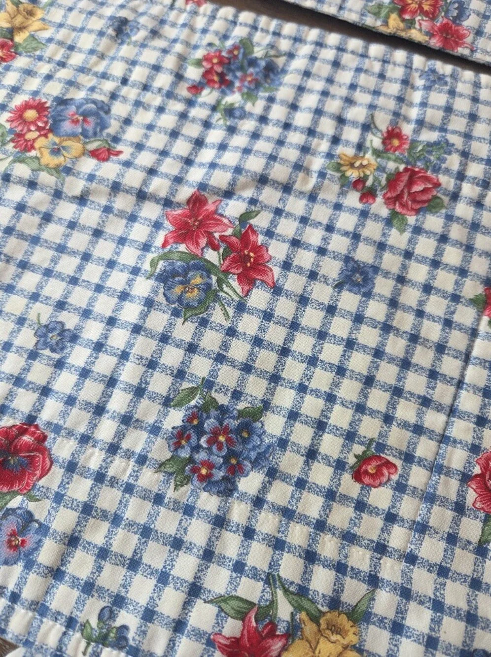 Vintage Handmade Farmhouse Gingham Floral Placemats and Table Runner